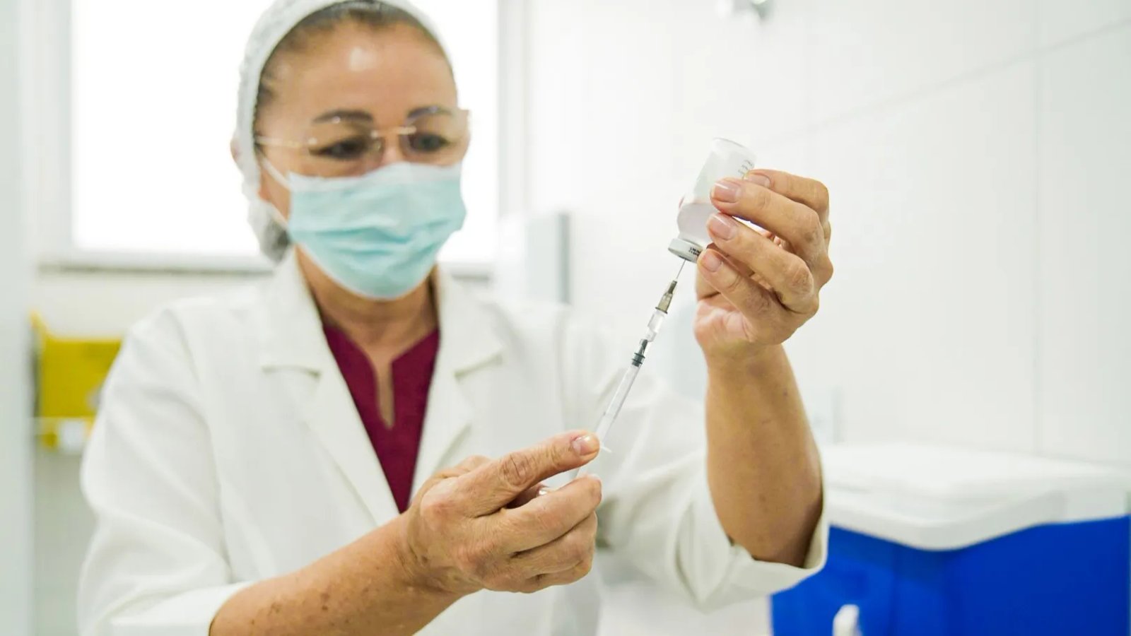 Fortaleza disponibiliza vacina Pneumo 20 para idosos a partir de 85 anos